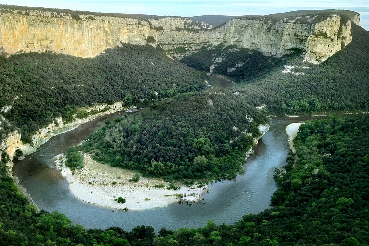 Paysage de rivière, la Beaume ou l’Ardèche
